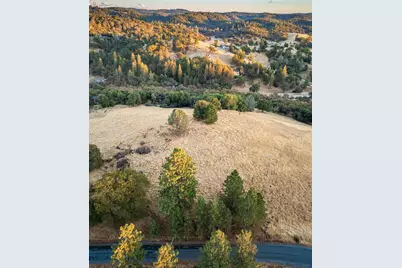 19635 Peyton Pl, Grass Valley, CA 95949 - Photo 27