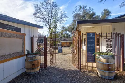 22004 Parrots Ferry Road, Sonora, CA 95370 - Photo 3