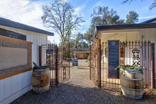 22004 Parrots Ferry Rd, Sonora, CA 95370 - Photo 3