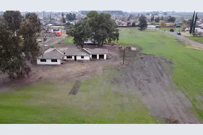 21188 Elgin Avenue, Dos Palos, CA 93620 - Photo 5