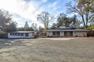 22004 Parrots Ferry Rd, Sonora, CA 95370 - Photo 5