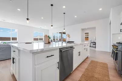 8536 Rino Way, Elk Grove, CA 95757 - Photo 5