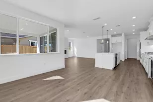 10328 Evangaline Wy, Elk Grove, CA 95757 - Photo 13