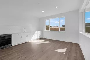 10328 Evangaline Wy, Elk Grove, CA 95757 - Photo 11