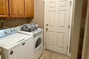 217 Castile Ln, Turlock, CA 95382 - Photo 11