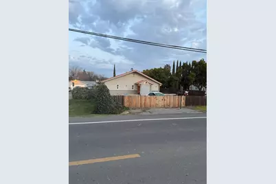 5638 N Gledhill Avenue, Olivehurst, CA 95961 - Photo 3