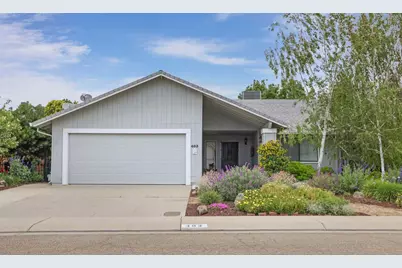 403 Valley Avenue, Lodi, CA 95240 - Photo 1