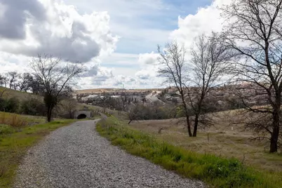 1072 Via Treviso, El Dorado Hills, CA 95762 - Photo 17