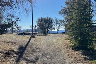 5611 Donkey Ln, Coulterville, CA 95311 - Photo 25