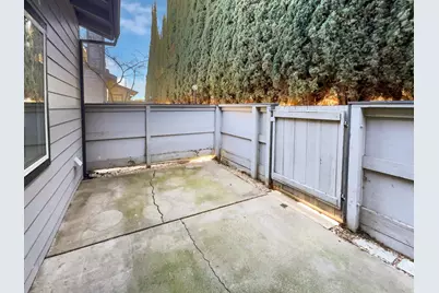 6230 Oak Valley Lane, Citrus Heights, CA 95621 - Photo 9