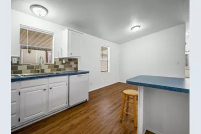 Lord, Sacramento, CA 95827 - Photo 11