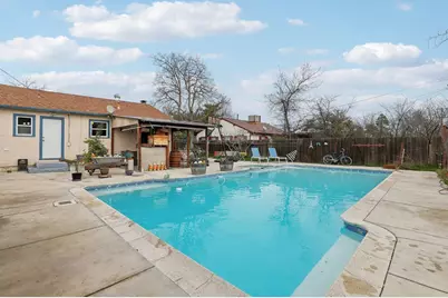 1812 W Monterey Avenue, Stockton, CA 95204 - Photo 19