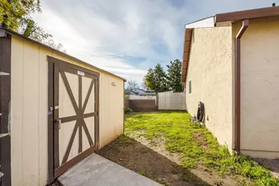 2332 Piercy Way, Sacramento, CA 95838 - Photo 35