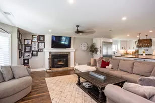 9337 Creekside Ln, Modesto, CA 95357 - Photo 3