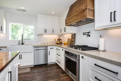 9337 Creekside Lane, Modesto, CA 95357 - Photo 11