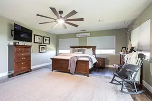 9337 Creekside Ln, Modesto, CA 95357 - Photo 15