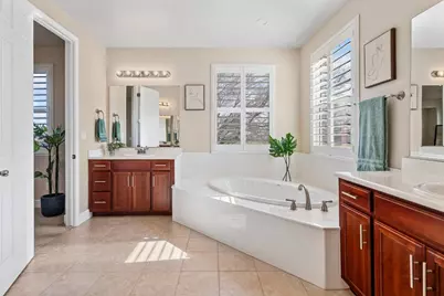 1294 Grafton Court, Manteca, CA 95337 - Photo 51