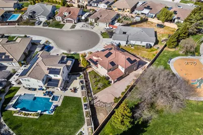 1294 Grafton Court, Manteca, CA 95337 - Photo 61