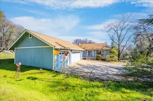 13936 Oak Ridge Rd, Penn Valley, CA 95946 - Photo 11