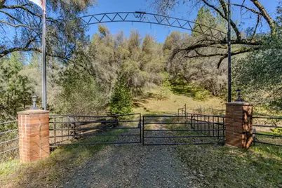 17551 Lueders Court, Fiddletown, CA 95629 - Photo 3