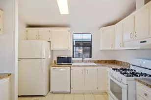 Held Dr, Modesto, CA 95355 - Photo 7