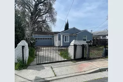 1529 Hobson Avenue, West Sacramento, CA 95605 - Photo 1