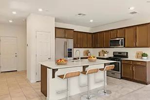 8158 Kramer Rnch Ln, Elk Grove, CA 95758 - Photo 5