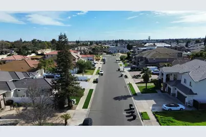 2900 Canyon Falls Drive, Modesto, CA 95351 - Photo 5