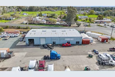 25533 N Highway 99, Acampo, CA 95220 - Photo 19