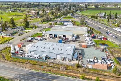 25533 N Highway 99, Acampo, CA 95220 - Photo 9