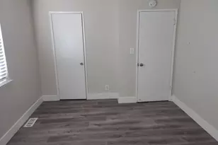 4525 Greenholme Dr, Sacramento, CA 95842 - Photo 19