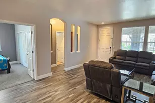 11724 Brook Valley Way, Rancho Cordova, CA 95742 - Photo 7