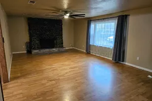 1140 Locust St, Gridley, CA 95948 - Photo 3