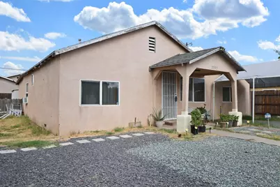 2337 E Alpine Avenue, Stockton, CA 95205 - Photo 7