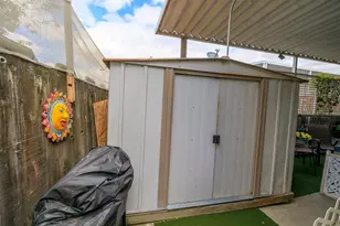 Jackson, Escalon, CA 95320 - Photo 33