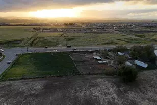 22718 Mountain House Pkwy, Tracy, CA 95391 - Photo 9