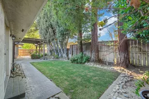 835 Kramer Dr, Lodi, CA 95242 - Photo 47