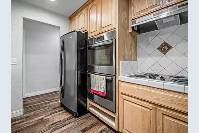 5718 Southgrove Drive, Citrus Heights, CA 95610 - Photo 5