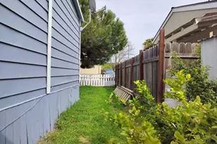 Mobile Way, Sacramento, CA 95834 - Photo 7