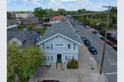 391 E Olive Avenue, Turlock, CA 95380 - Photo 1