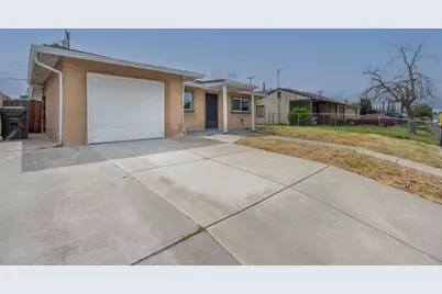 426 Howard Street, Stockton, CA 95206 - Photo 1
