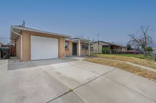 426 Howard St, Stockton, CA 95206 - Photo 1