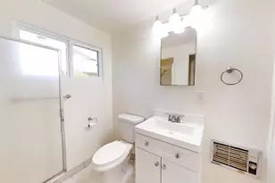 2433 Gwen Dr, Sacramento, CA 95825 - Photo 11