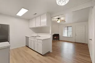 2524 Winchester Dr, Lodi, CA 95240 - Photo 3