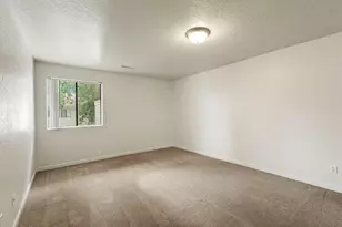 2524 Winchester Dr, Lodi, CA 95240 - Photo 13