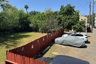 2218 10th St, Sacramento, CA 95818 - Photo 5