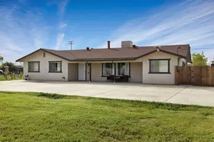 2195 Baldwin Ln, Stockton, CA 95215 - Photo 7