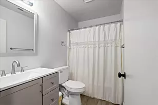 8815 Damian Ct, Stockton, CA 95210 - Photo 21