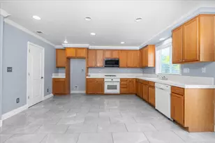 2321 Bartram Run Way, Stockton, CA 95212 - Photo 9