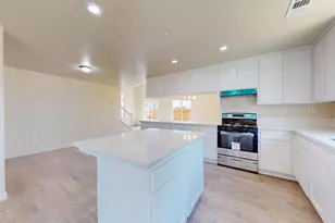 5555 Landon Ln, Riverbank, CA 95367 - Photo 15